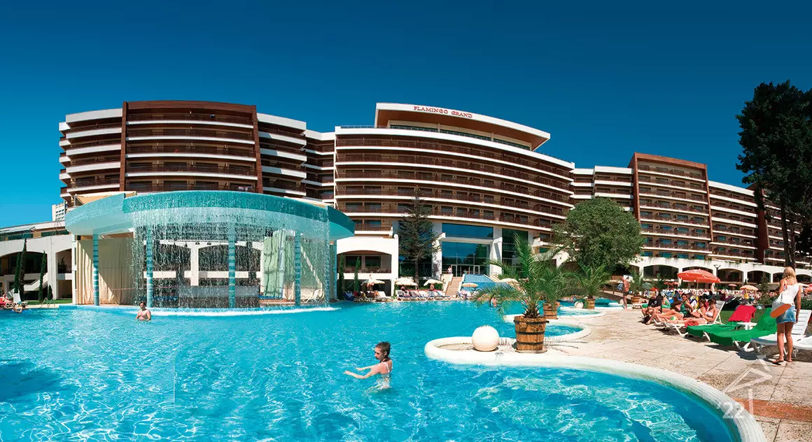 Flamingo Grand Hotel & Spa